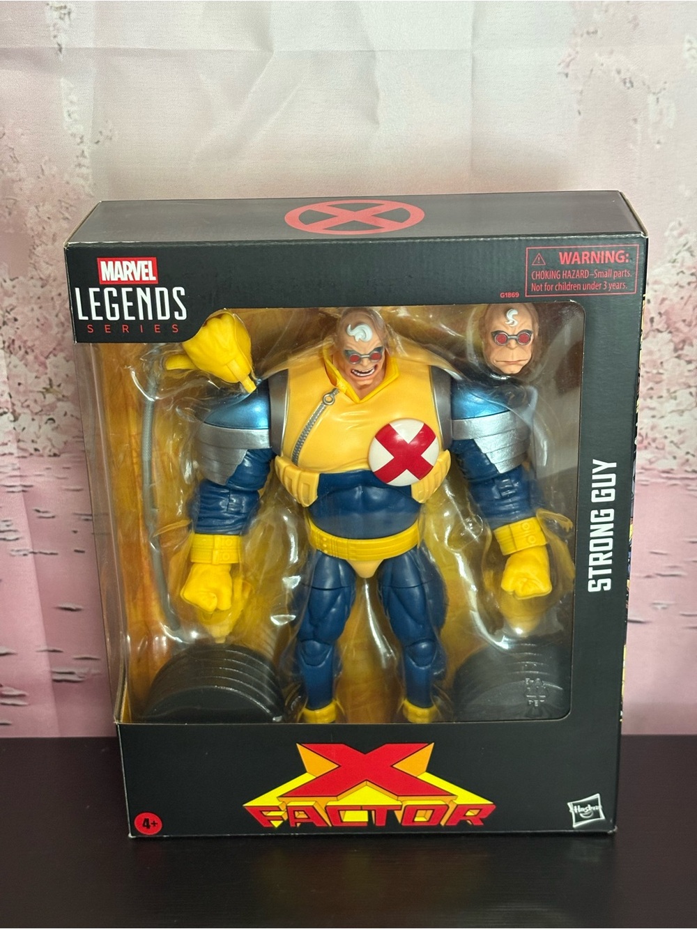 Marvel Legends Series XFactor Stromg Guy Actiom figure. New in Box.